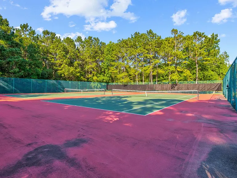 412 Pinehurst Ln #15F — Photo 33