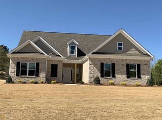 1126 Birchwood Dr, Griffin, GA