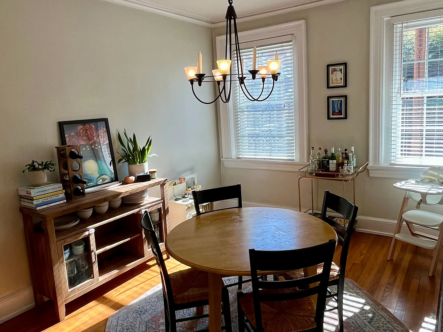 2 bed, 1.5 bath, 1360 sqft, $2,600 — Photo 3