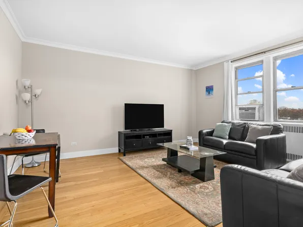 140 East Second Street image 1 of 5