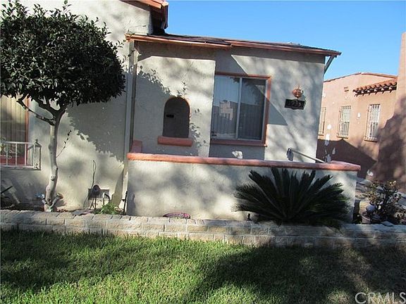 5th image of 1933 W 82nd St