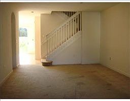 2nd image of 952 NE 41st Pl