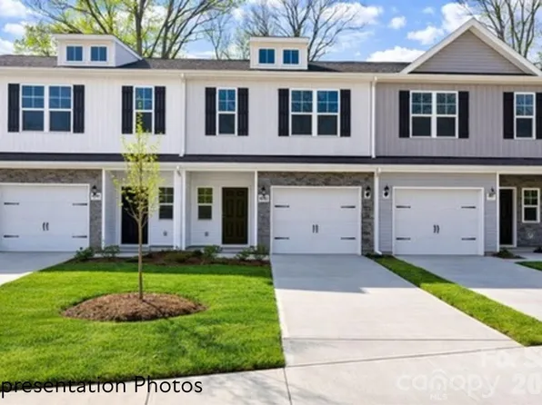 3114 Aberleaf Ln, Charlotte, NC 28227
