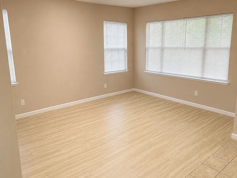 118 E Heritage Dr — Photo 14