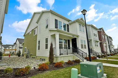 2049 N 3930 W Photo 1