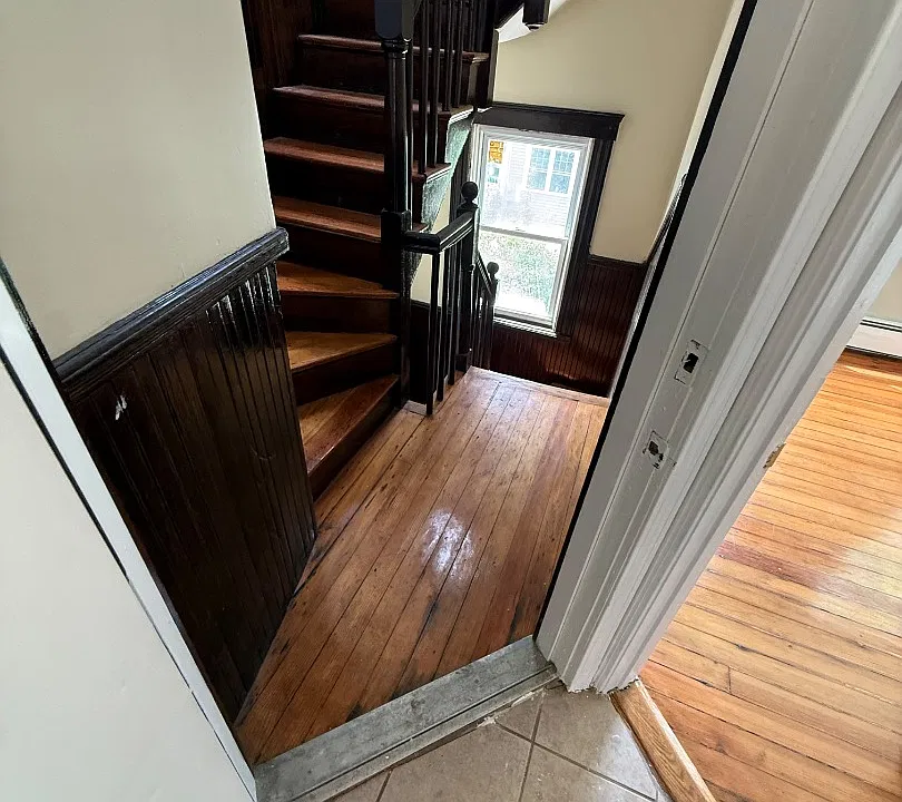 34 Leroy St #2
