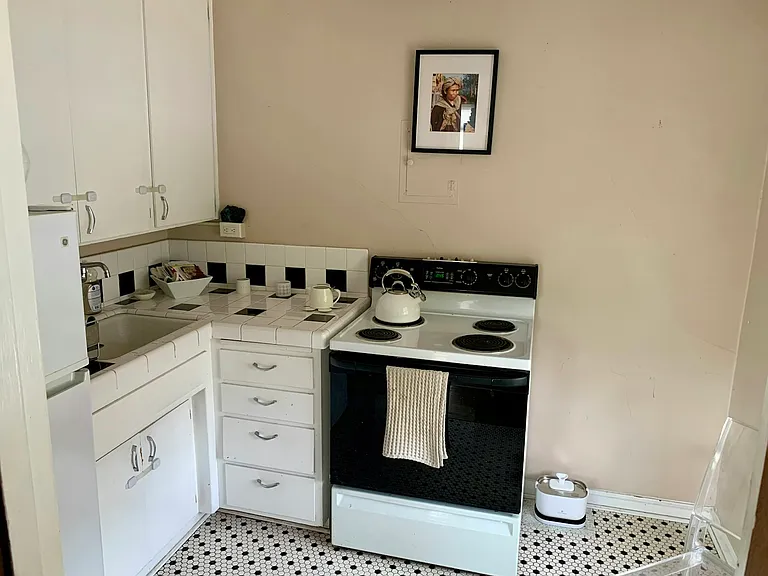 956 10th Ave E #305 — Photo 9