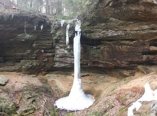 10831 State Route 374, Rockbridge, OH 43149