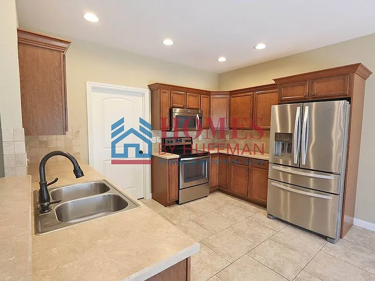2966 Megan Dr — Photo 11