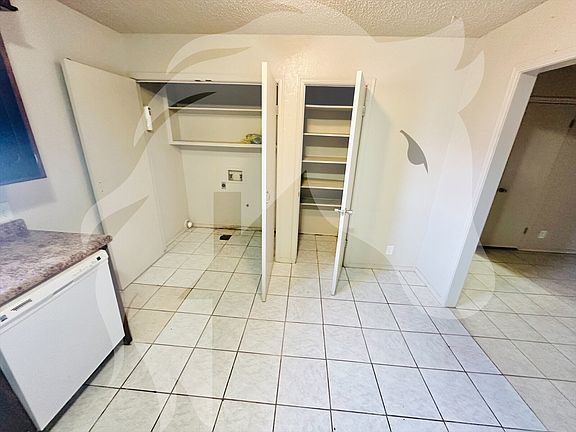 4th image of 2505 Madison Ave #12