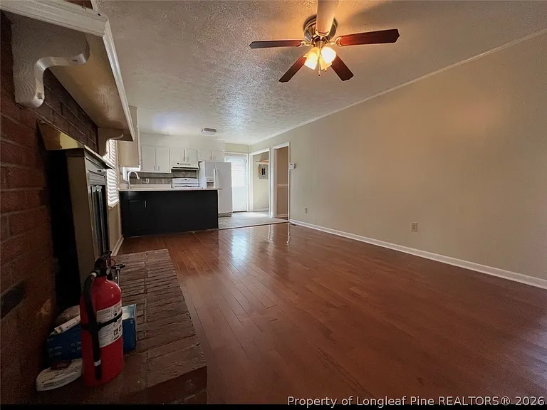 1319 Levy Dr — Photo 16