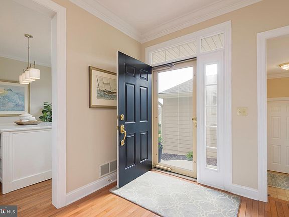4th image of 429 Homestead Dr #83-B