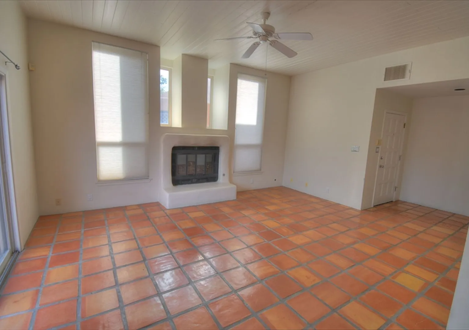 Sandia Heights Home for Lease — Photo 3