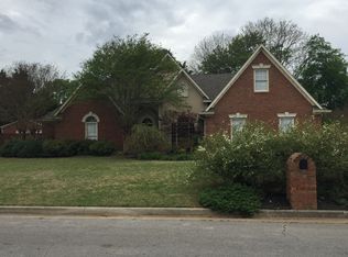 3125 Sweetbriar Rd SW, Decatur, AL 35603