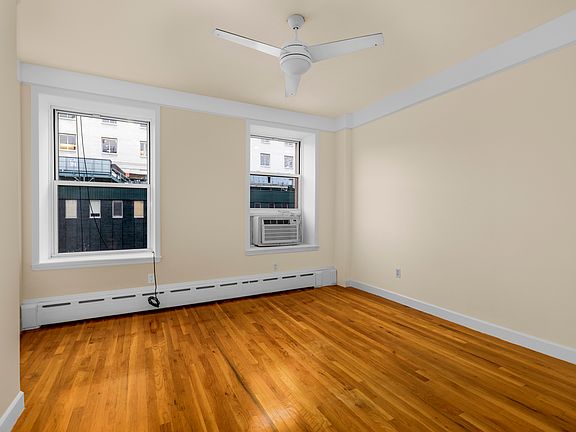 2nd image of 315 E 14th St #4C