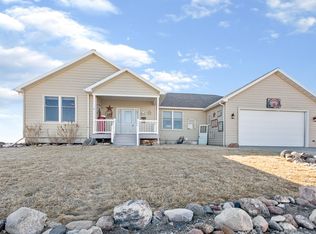 14751 Mortenson St, Williston, ND 58801
