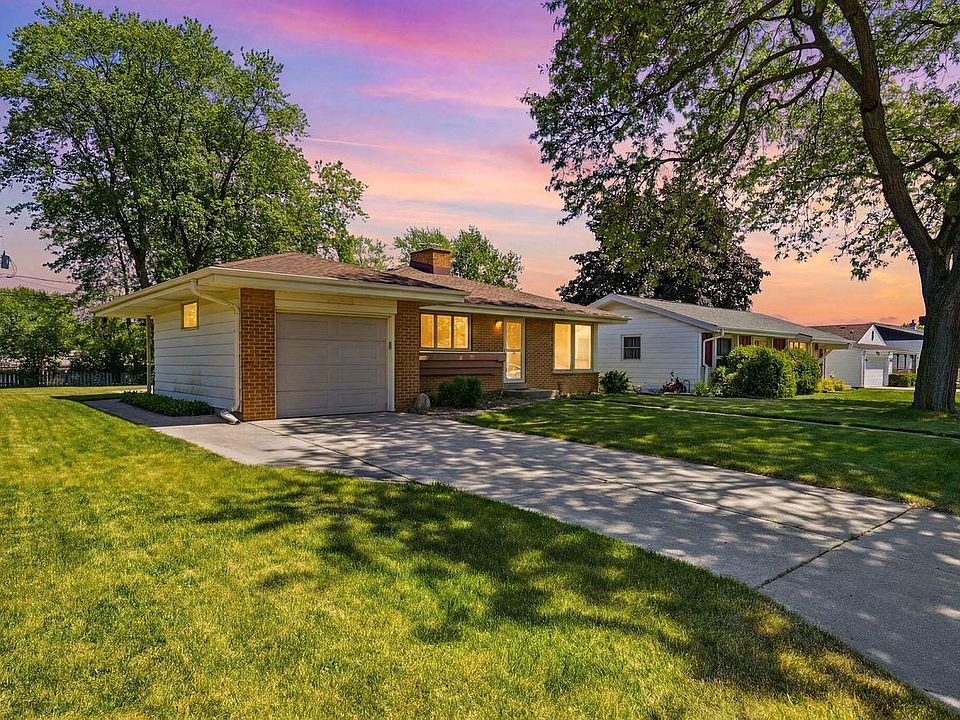 1st image of 501 Nicholson AVENUE