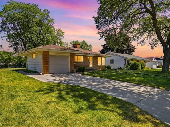 501 Nicholson AVENUE, South Milwaukee, WI 53172