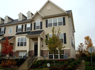 7 Melrose Ct, South Elgin, IL 60177