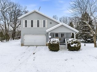 N7294 Manske Rd, Lake Mills, WI 53551