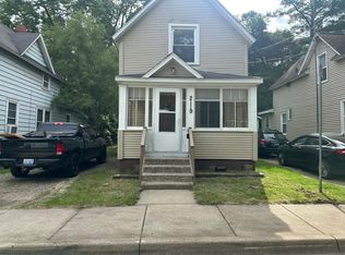 2119 Adelaide St, Kalamazoo, MI 49001