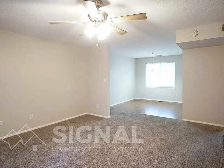 616 Woodland Vlg — Photo 7