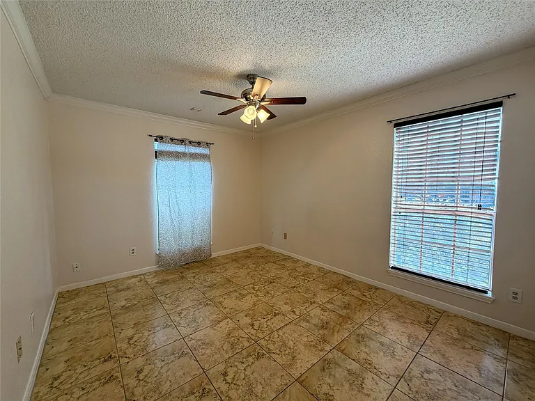 2121 Hepburn St #1110 — Photo 15