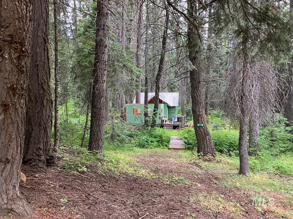 12 Hemlock Trl, Cascade, ID 83611