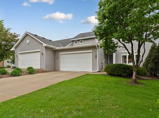 1102 Shumway Ct, Faribault, MN 55021