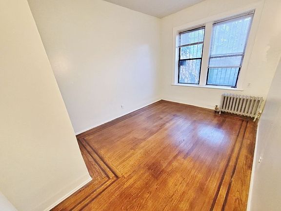 5th image of 3090 23rd St #1R