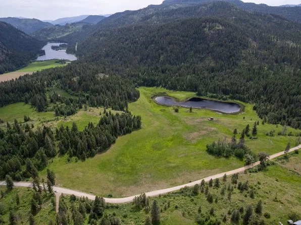 3446 Sand Creek Rd, Kettle Falls, WA 99141