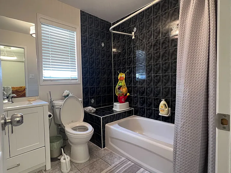35 Brightsview Dr — Photo 21
