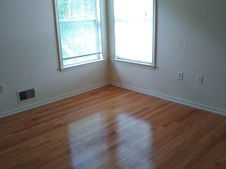 19 Wordsworth Ct — Photo 11