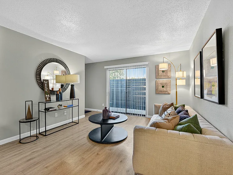 The Tatum Apartments — Photo 11