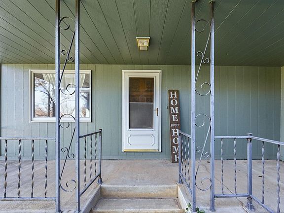 3rd image of 219 W Allison St