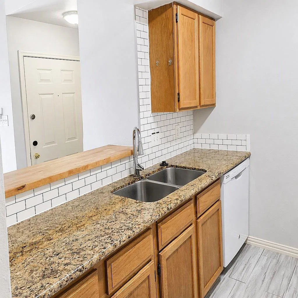 1 bed, 1.0 bath, 588 sqft, $950 — Photo 4