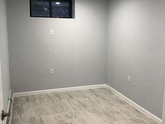 4th image of 9222 Skidmore Ave