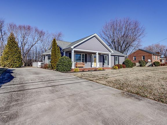 3rd image of 1113 Glenfield Dr
