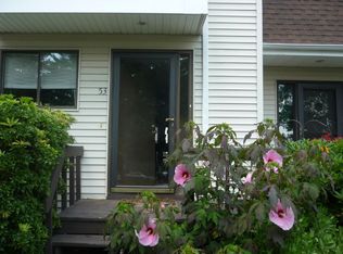 53 Spice Hill Dr, Wallingford, CT 06492