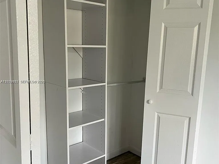 183 Lakeview Dr #103 — Photo 5