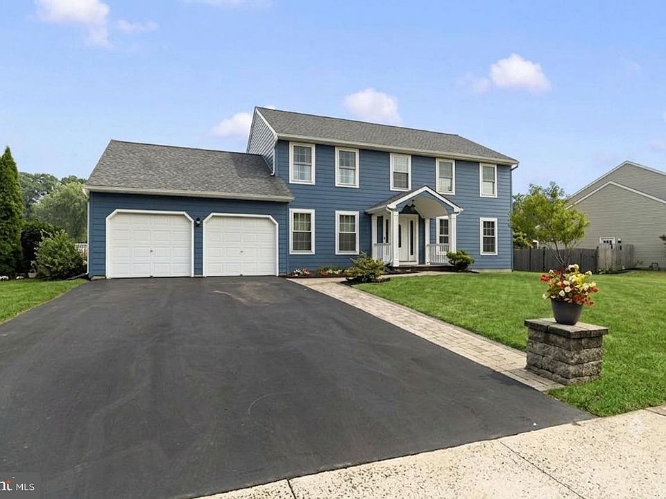 1st image of 113 Greenfield Ln
