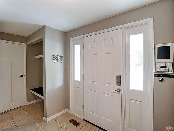 5th image of 4310 Meadowsweet Dr