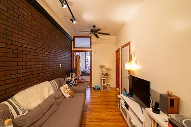 Rented by Isaac Silberstein, LREB