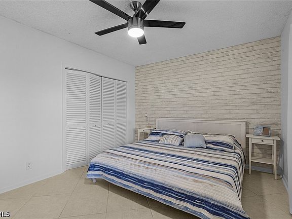 5th image of 167 N Collier Blvd APT L4