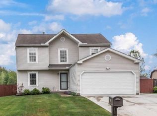 288 Monarch Dr, Pataskala, OH 43062