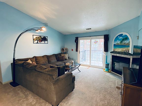 3rd image of 8851 S Wood Creek Dr APT 2