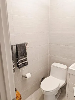 Rented by Point NYC | media 18