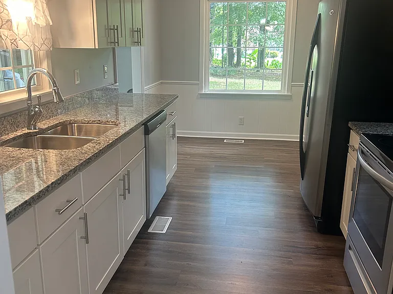 26 Rockwell Rd — Photo 4