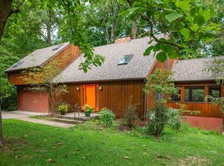 36 Roxbury Dr, Athens, OH 45701