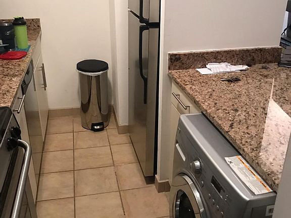 2nd image of 219-29 S 18th St #1504